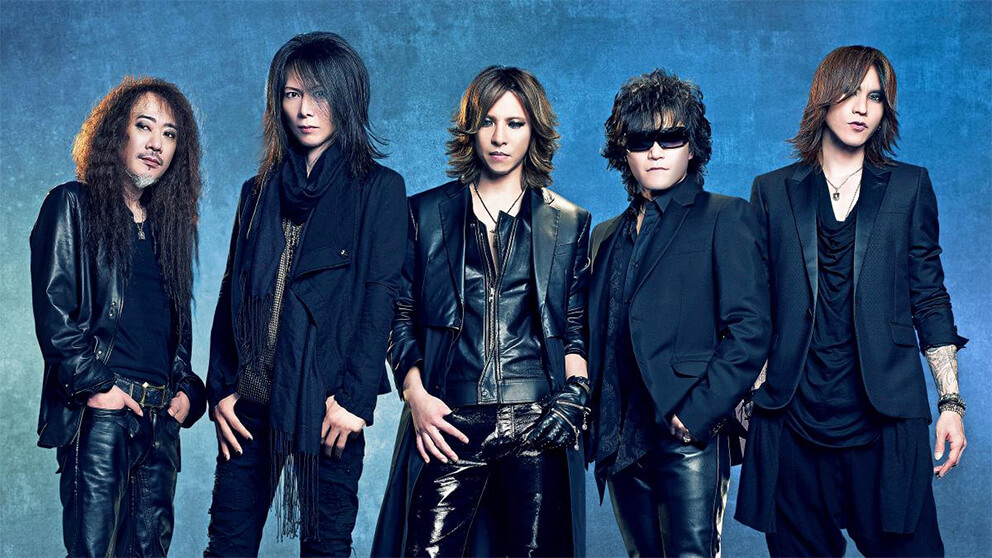 X Japan hiện nay, từ trái sang: Pata, Heath, Yoshiki, Toshi, Sugizo.